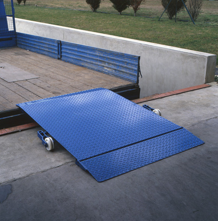 Pont en acier avec timons PM1512